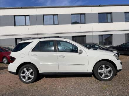 Mercedes-Benz - M-class