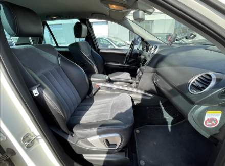 Mercedes-Benz - M-class