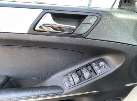 Mercedes-Benz - M-class