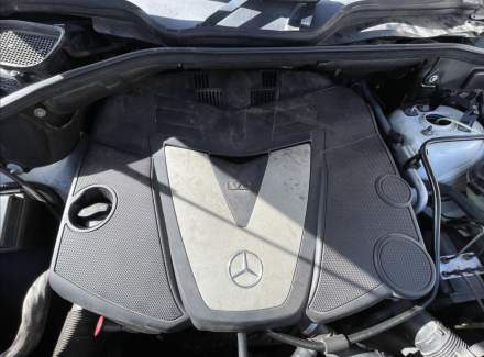 Mercedes-Benz - M-class