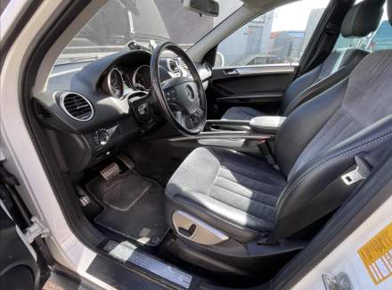 Mercedes-Benz - M-class