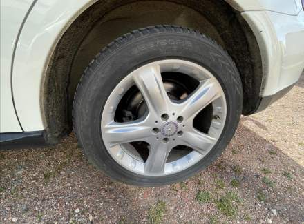 Mercedes-Benz - M-class