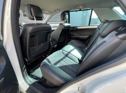 Mercedes-Benz - M-class