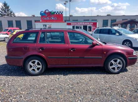 Škoda - Octavia
