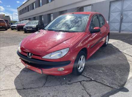 Peugeot - 206