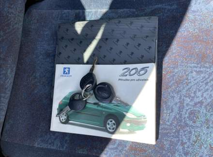 Peugeot - 206