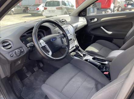 Ford - Mondeo