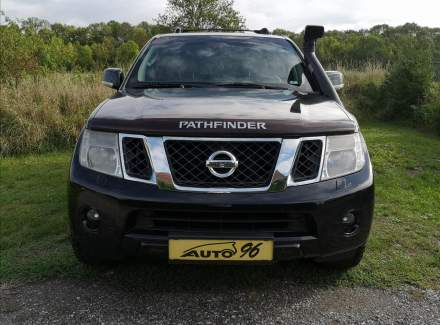 Nissan - Pathfinder