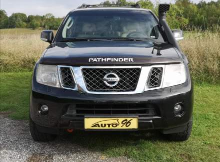 Nissan - Pathfinder