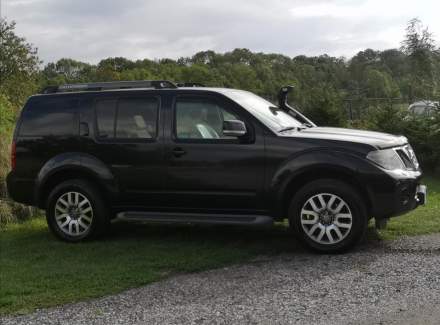 Nissan - Pathfinder