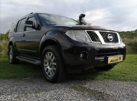 Nissan - Pathfinder