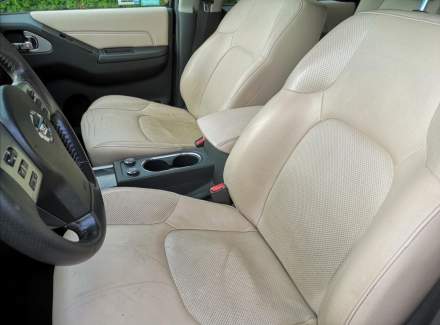 Nissan - Pathfinder