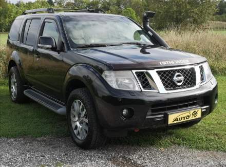 Nissan - Pathfinder