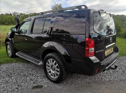 Nissan - Pathfinder