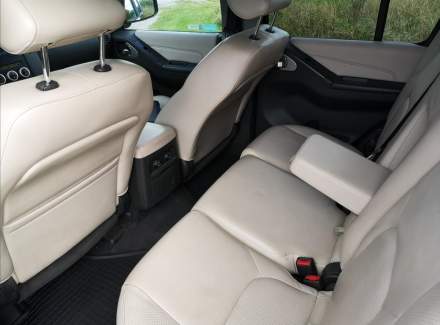 Nissan - Pathfinder