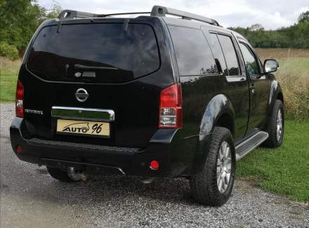 Nissan - Pathfinder