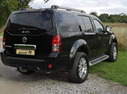 Nissan - Pathfinder