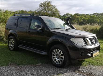 Nissan - Pathfinder