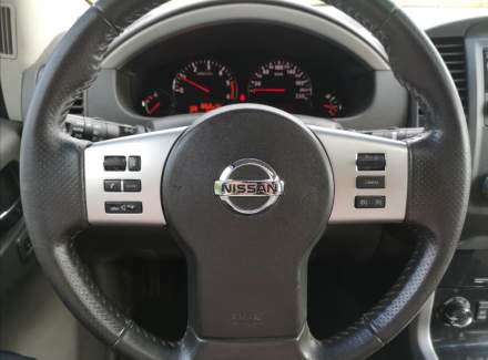 Nissan - Pathfinder