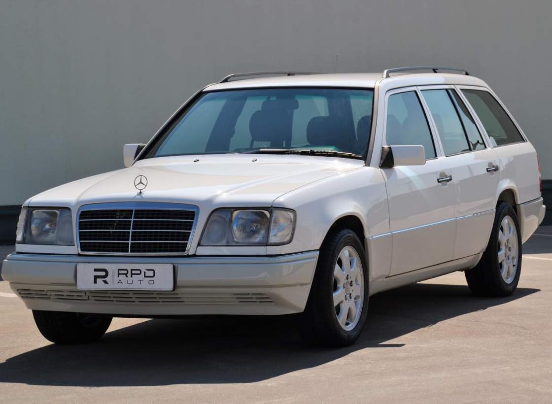 Mercedes-Benz - E-class