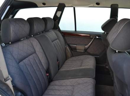 Mercedes-Benz - E-class