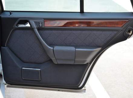 Mercedes-Benz - E-class