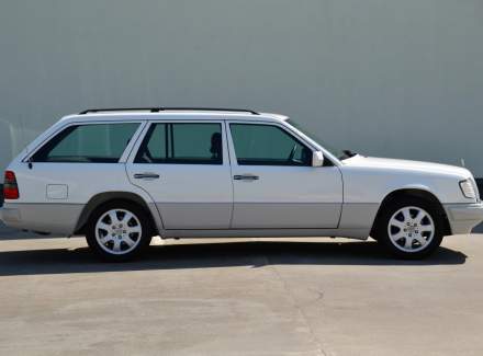 Mercedes-Benz - E-class