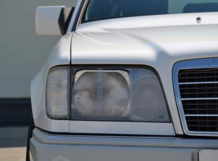 Mercedes-Benz - E-class