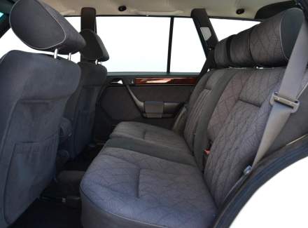 Mercedes-Benz - E-class