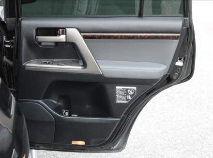 Toyota - Land Cruiser