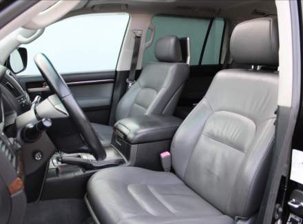 Toyota - Land Cruiser