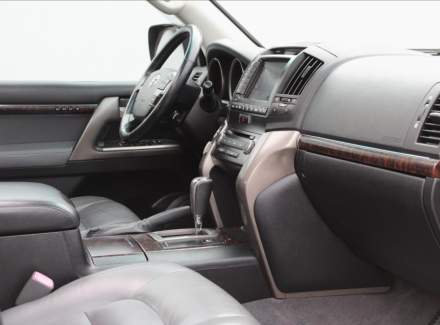 Toyota - Land Cruiser