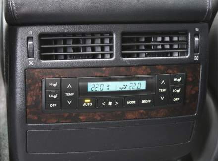 Toyota - Land Cruiser