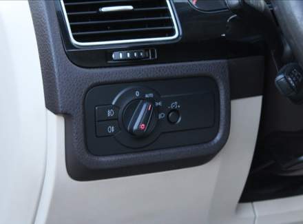 Volkswagen - Touareg