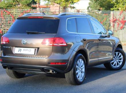 Volkswagen - Touareg
