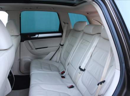 Volkswagen - Touareg