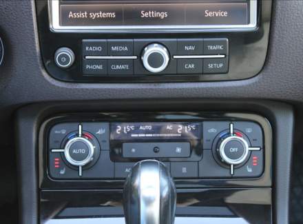 Volkswagen - Touareg