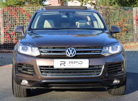 Volkswagen - Touareg