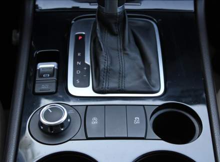 Volkswagen - Touareg