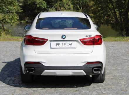 BMW - X6
