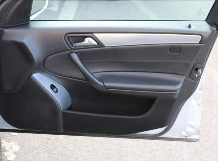 Mercedes-Benz - C-class