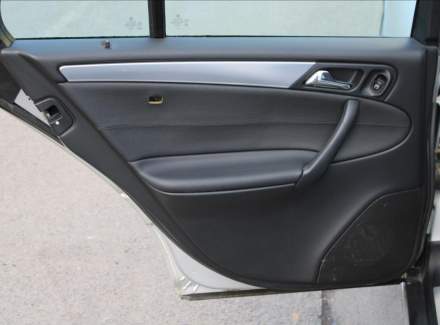 Mercedes-Benz - C-class