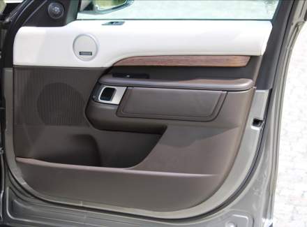 Land Rover - Discovery