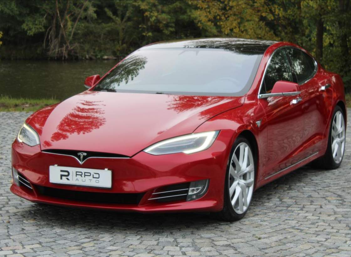 Tesla - Model S