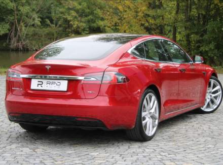 Tesla - Model S