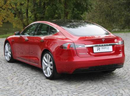 Tesla - Model S
