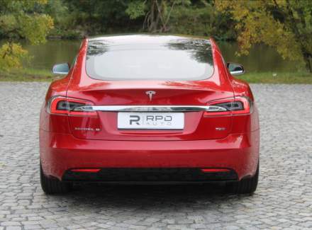 Tesla - Model S
