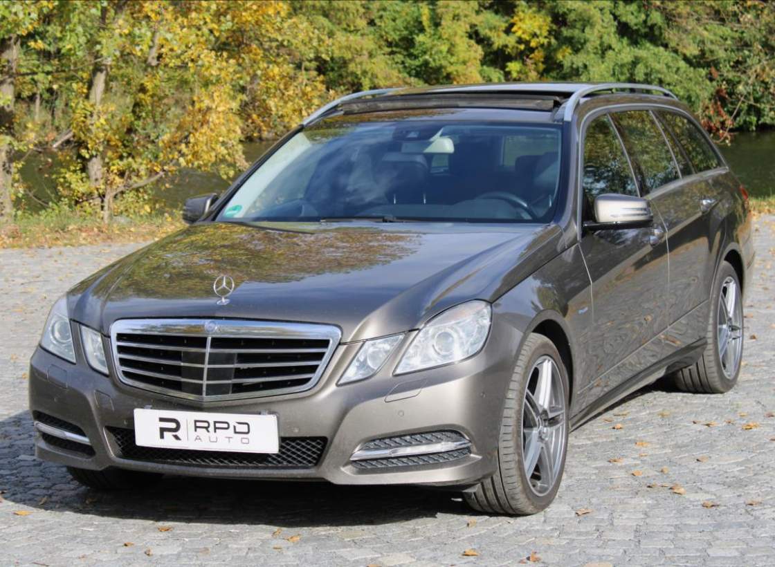 Mercedes-Benz - E-class