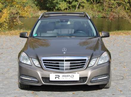 Mercedes-Benz - E-class