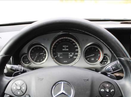 Mercedes-Benz - E-class